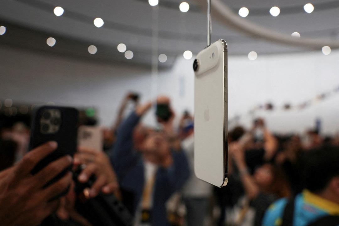 Kehanetin böylesi: iPhone Air ın adını 14 yıl önceden bildi! 